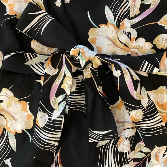 Yumi Kim | Rock The Boat Romper — Black Floral | Size Small - Picture 4 of 14